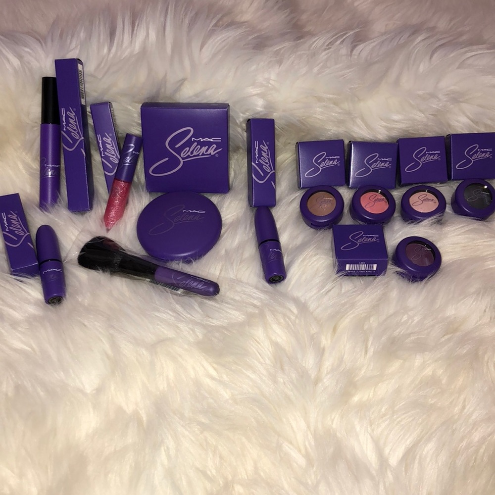 Selena Makeup Collection